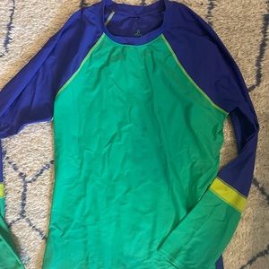 Women's long sleeve surf shirt